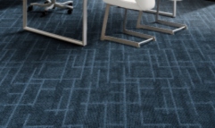 Монтаж на мокетни плочи